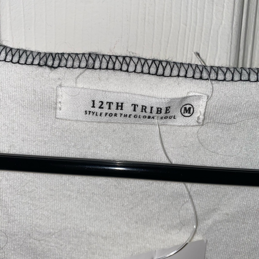 12th Tribe crop top - Picture 2 of 3
